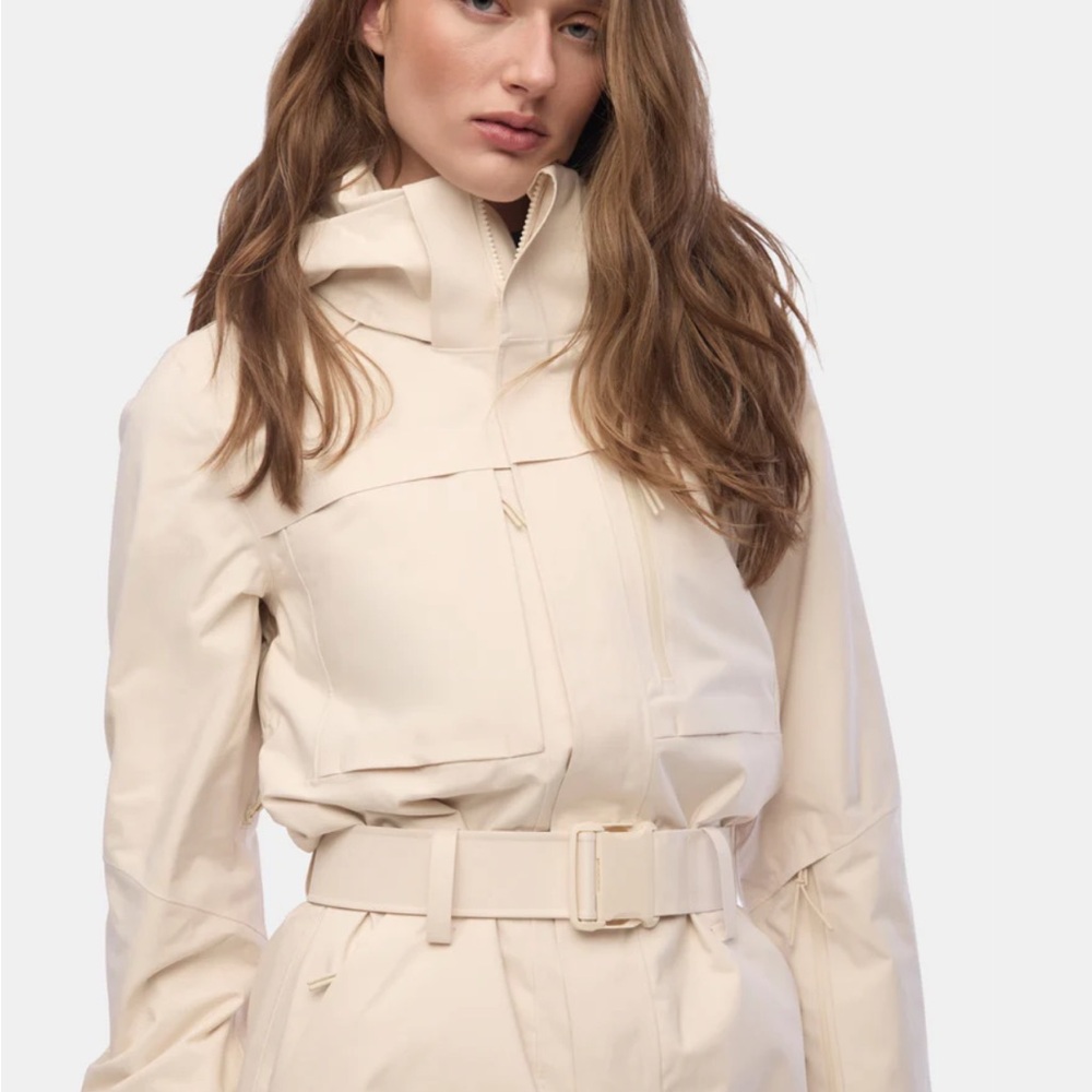 Women's Cream Ski & Snow Jacket - Picture 3 of 16